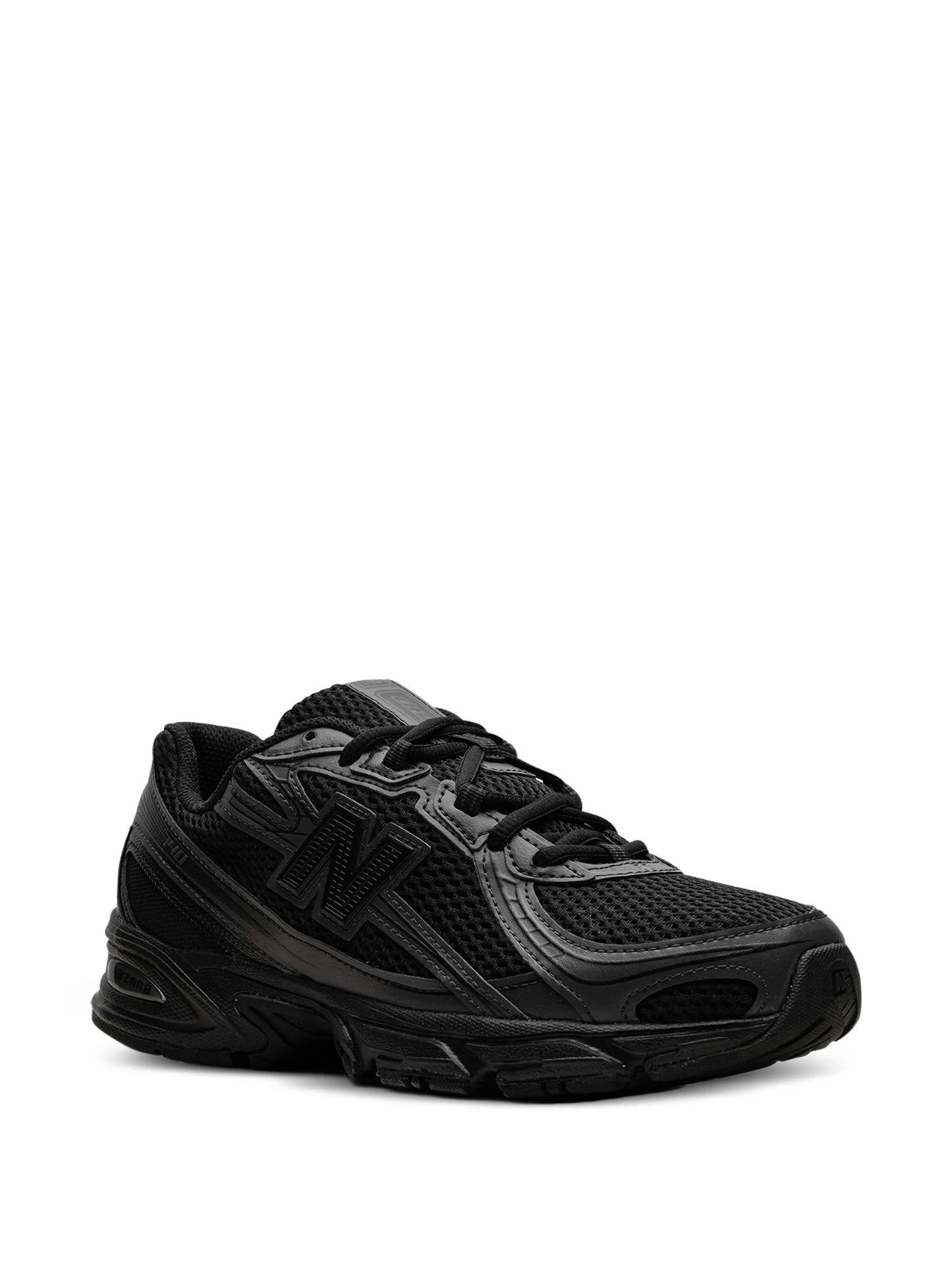 New Balance 740 - Triple Black