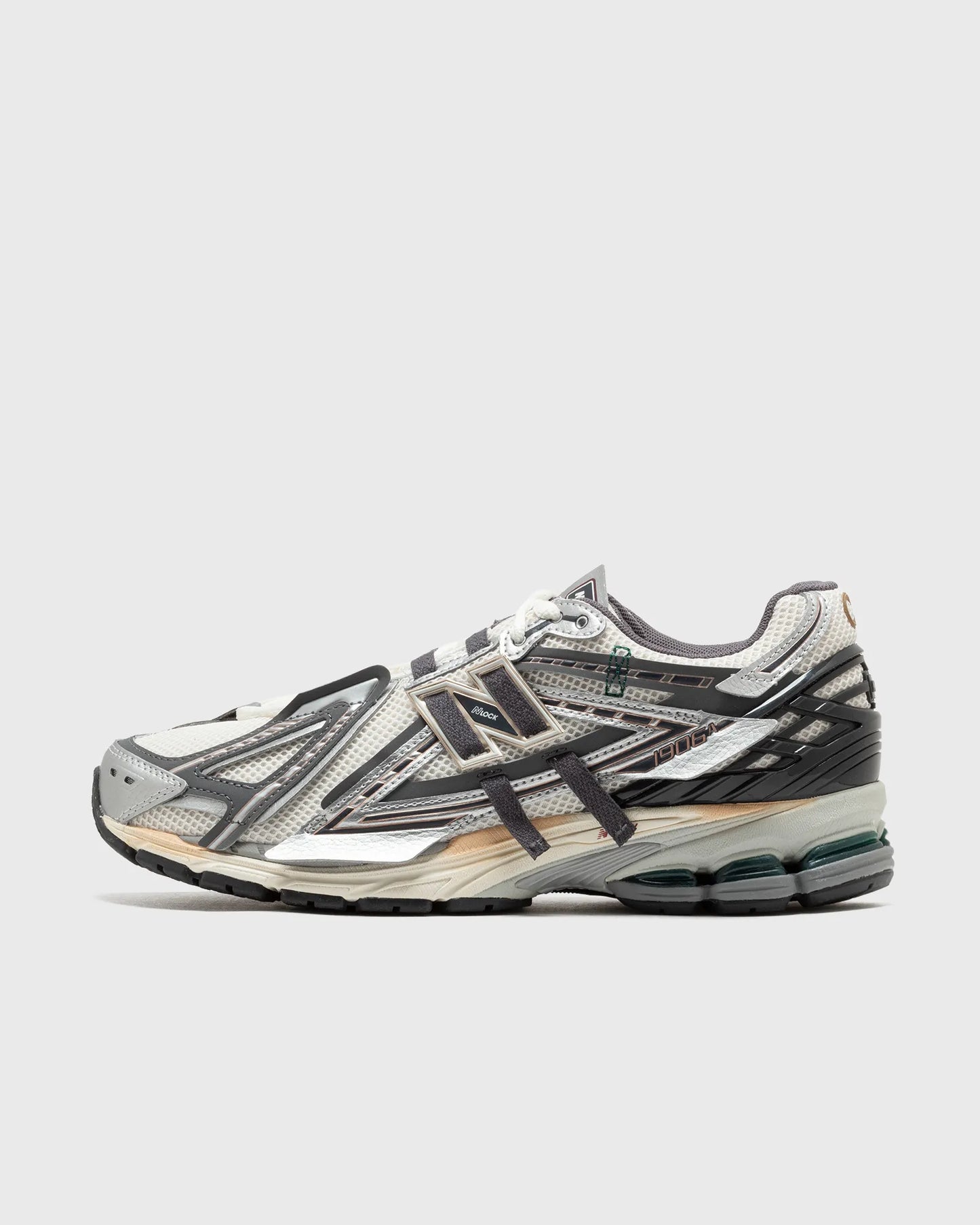 New Balance 1906 A - Silver Metallic / Sea Salt / Castlerock