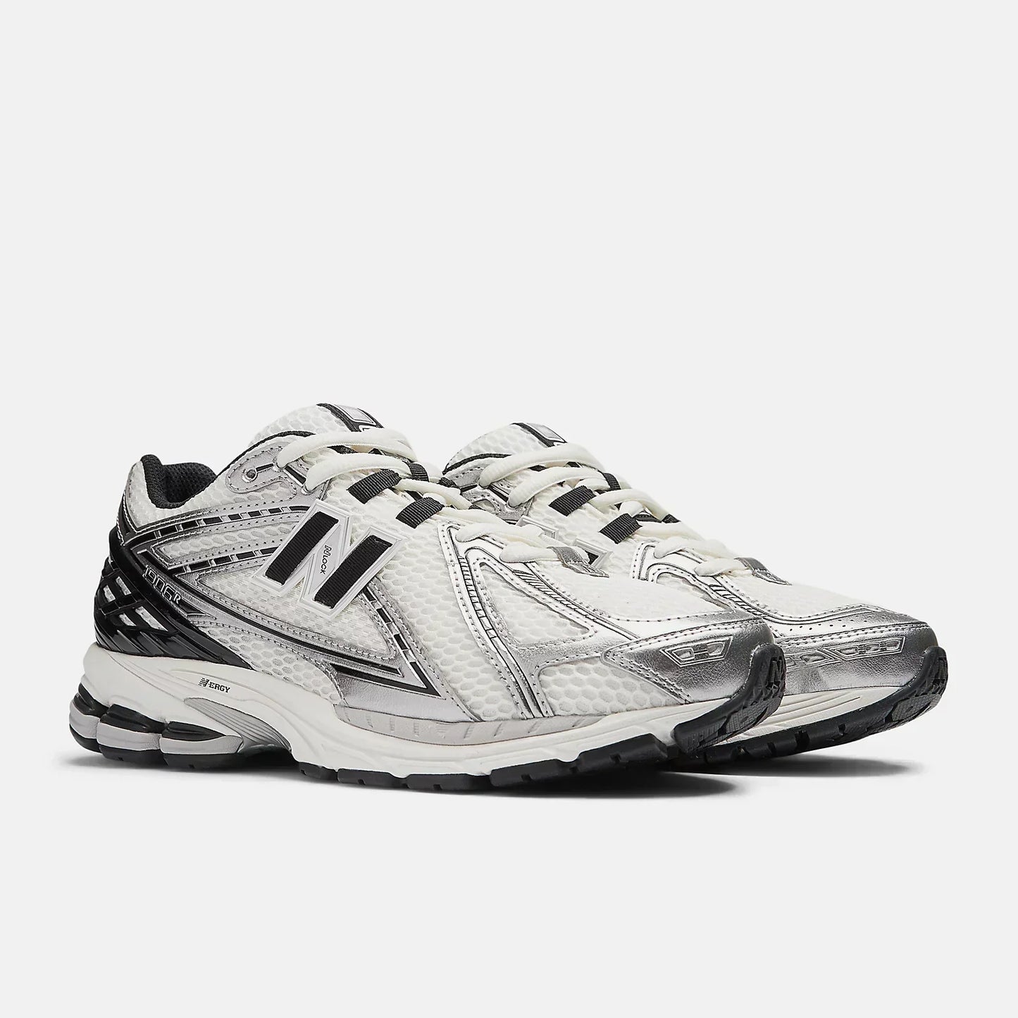 New Balance 1906r - Silver Metallic / White and Sea Salt