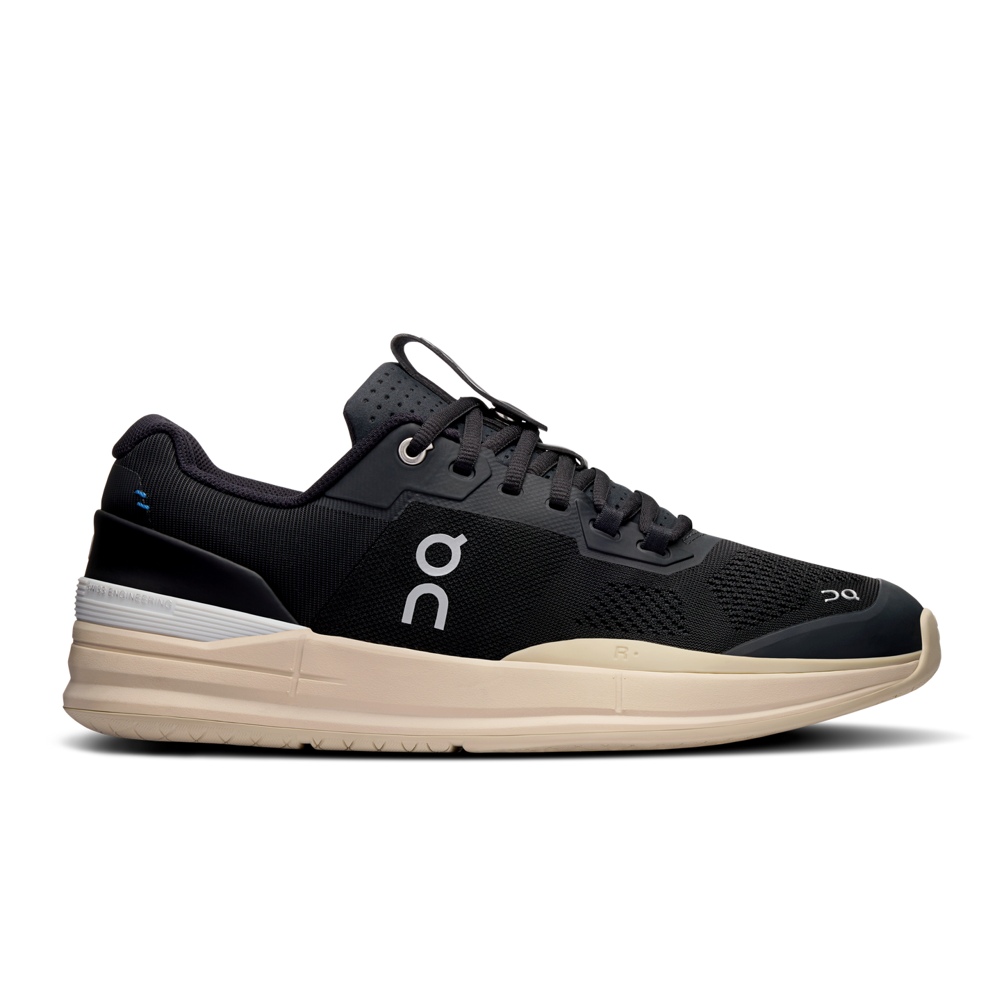 On THE ROGER Pro - Black | Sand