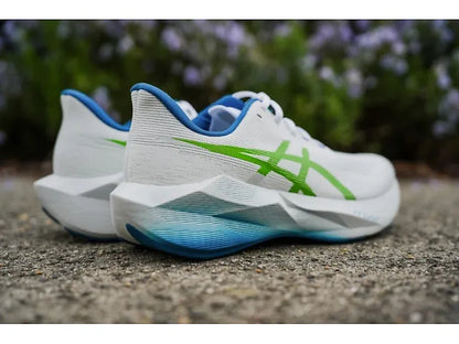 ASICS Novablast 6 - White / Piquant Green