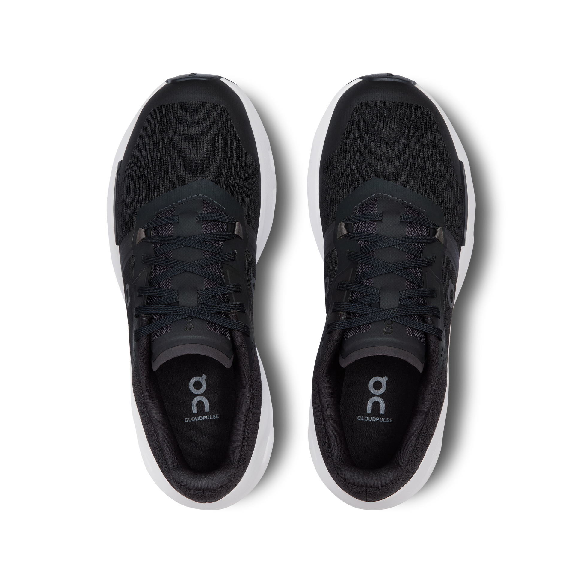 On Cloudpulse - Black | White