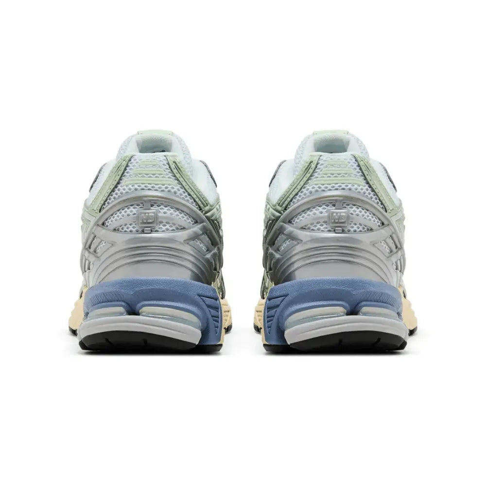 New Balance 1906r - Ice Blue / Melon Water / Dusk Shower