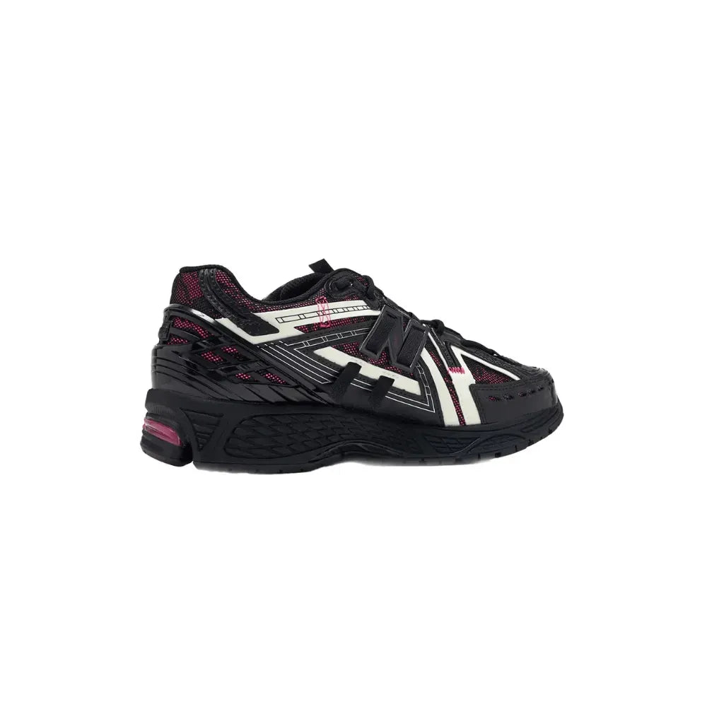 New Balance 1906 A - Black / Dragon Berry / White