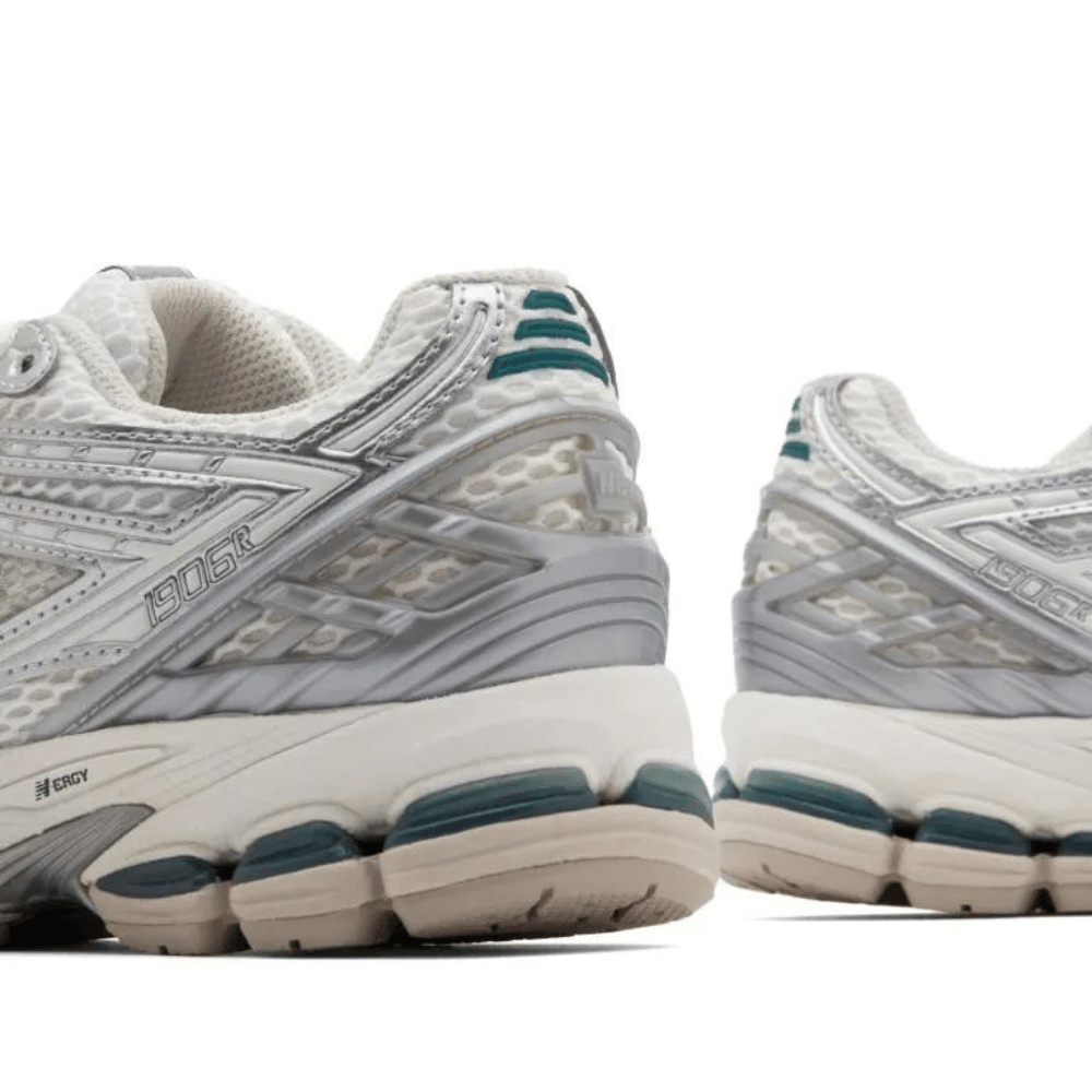 New Balance 1906r - Silver / White