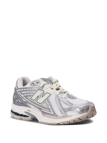New Balance 1906r - Silver Metallic / Sea Salt / New Spruce
