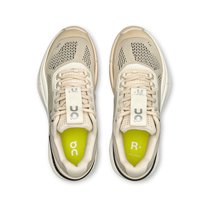 On THE ROGER Pro - Sand | Ivory
