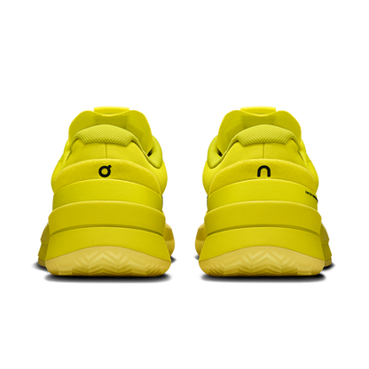 On THE ROGER Pro 2 Clay - Lime | Limelight