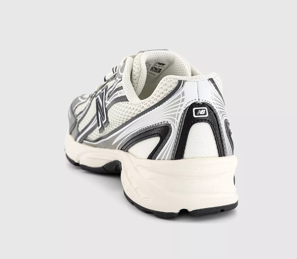 New Balance 740 - Sea Salt / Black