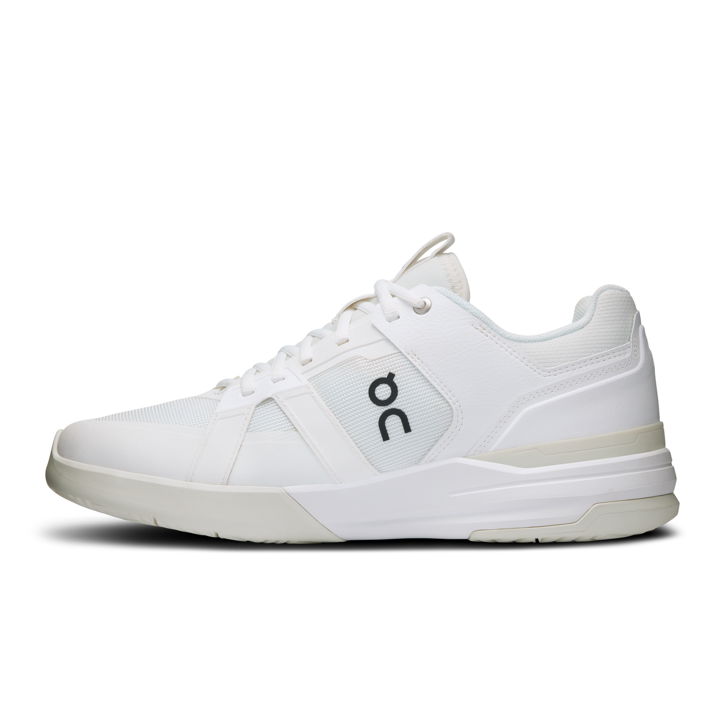 On THE ROGER Clubhouse Pro - White | Ice