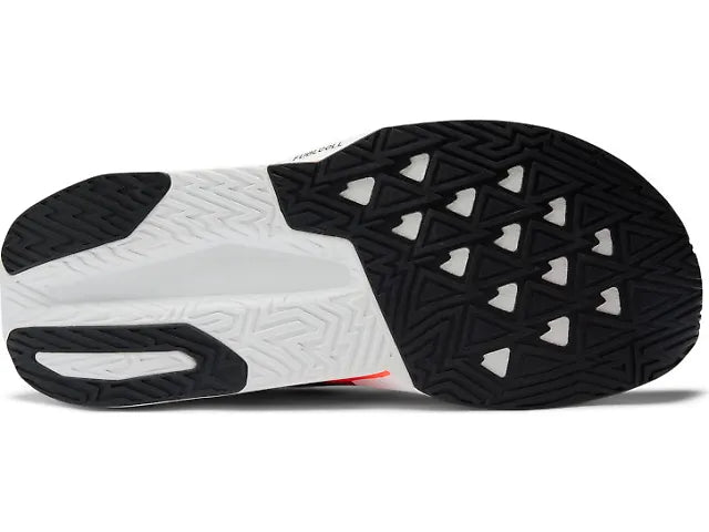 New Balance FuelCell Rebel v5 - Urgent Red / White / Sea Salt