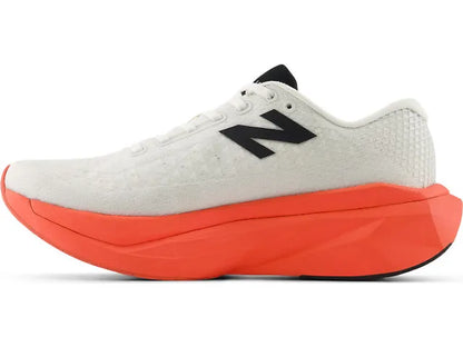 New Balance FuelCell SuperComp Trainer v3 - Urgent Red