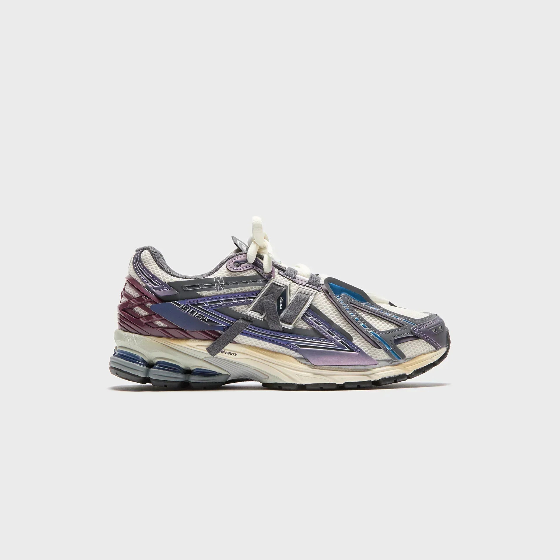 New Balance 1906 A - Inkwell / Sea Salt / Faded Plum