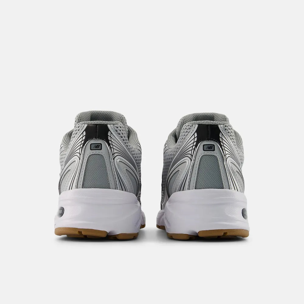 New Balance 740 - Slate Grey / Black / Rain Cloud