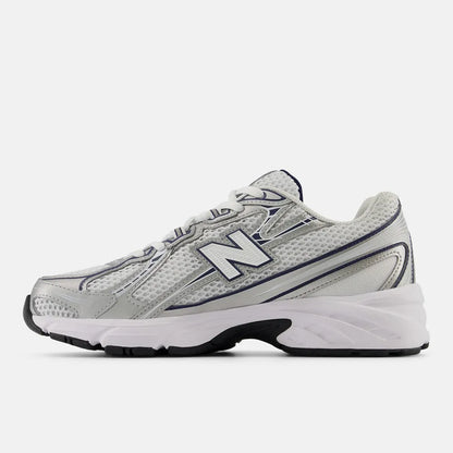 New Balance 740 - White / Silver Metallic