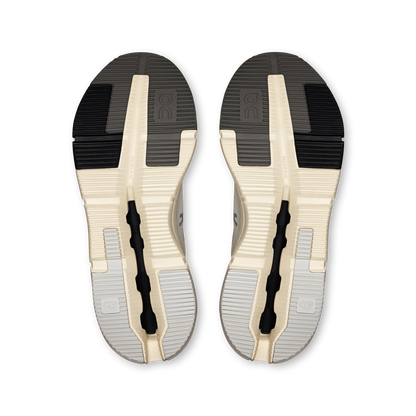 On Cloudnova Form 2 - Pearl | Black