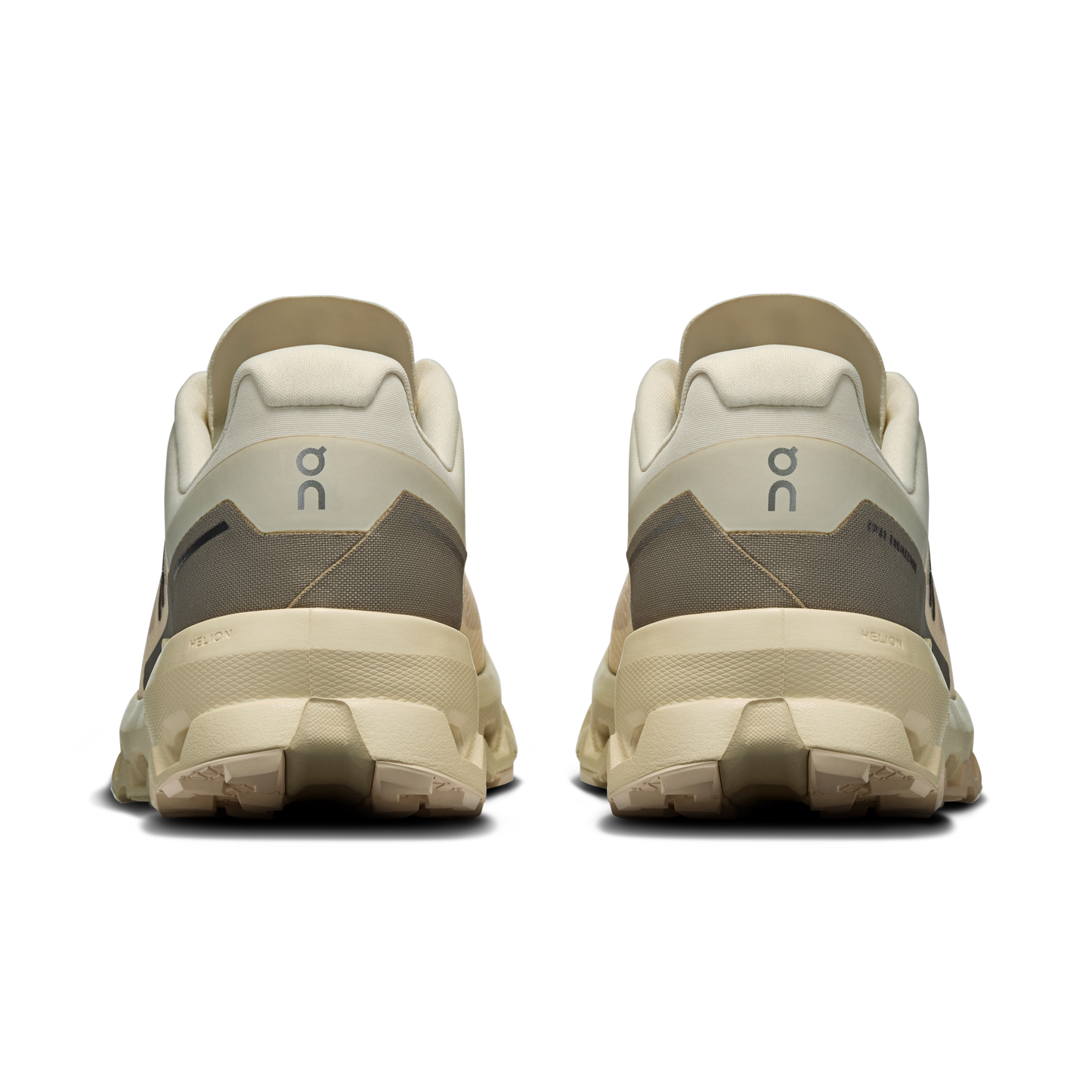 On Cloudvista 2 - Cream | Desert