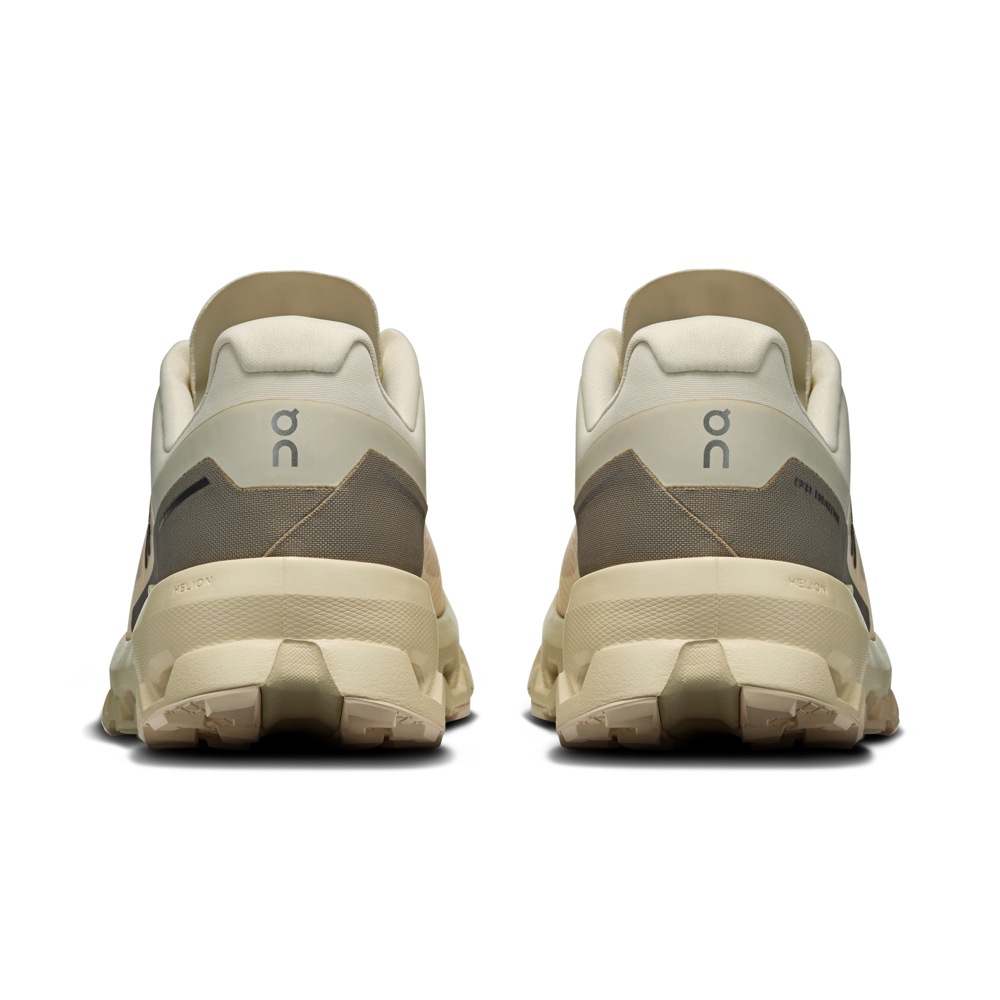 On Cloudvista 2 - Cream | Desert