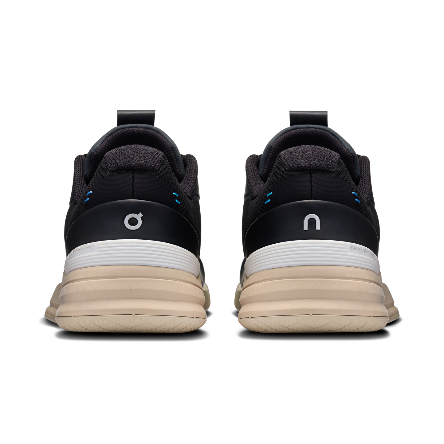 On THE ROGER Pro - Black | Sand