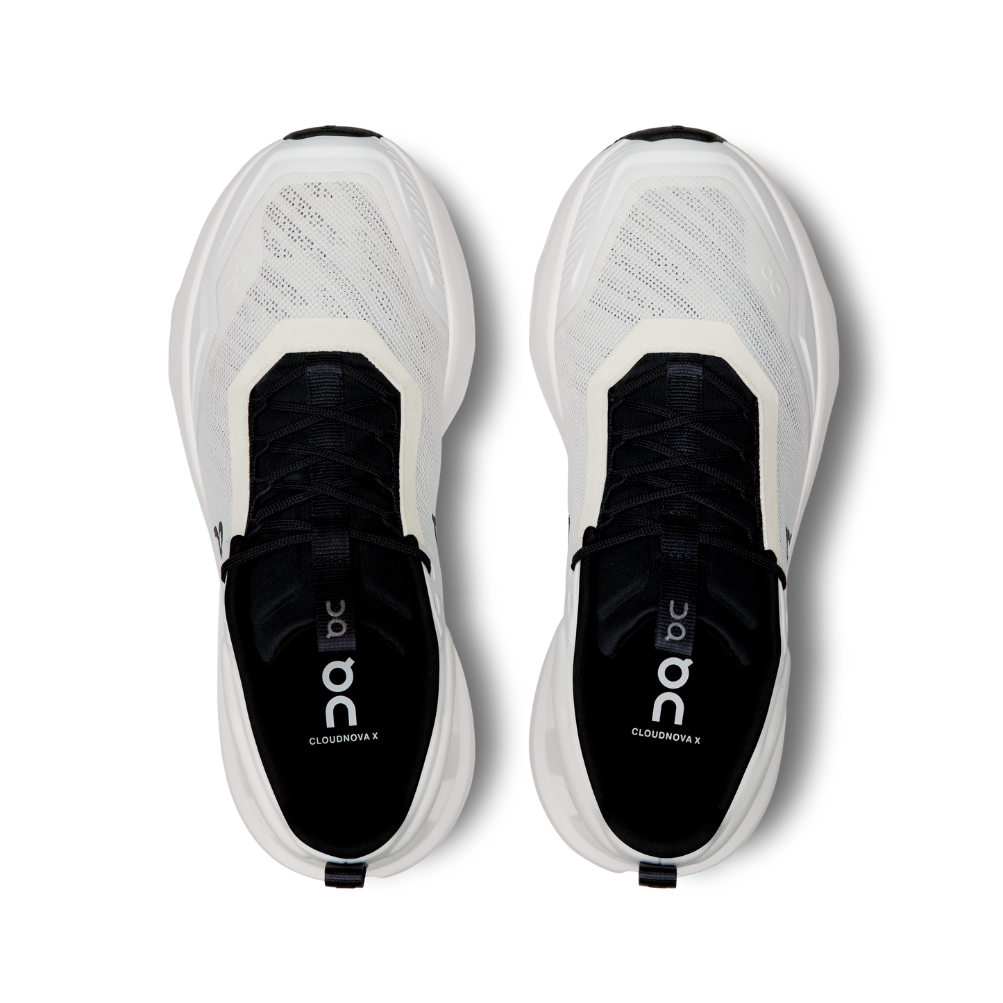 On Cloudnova X - White | Black