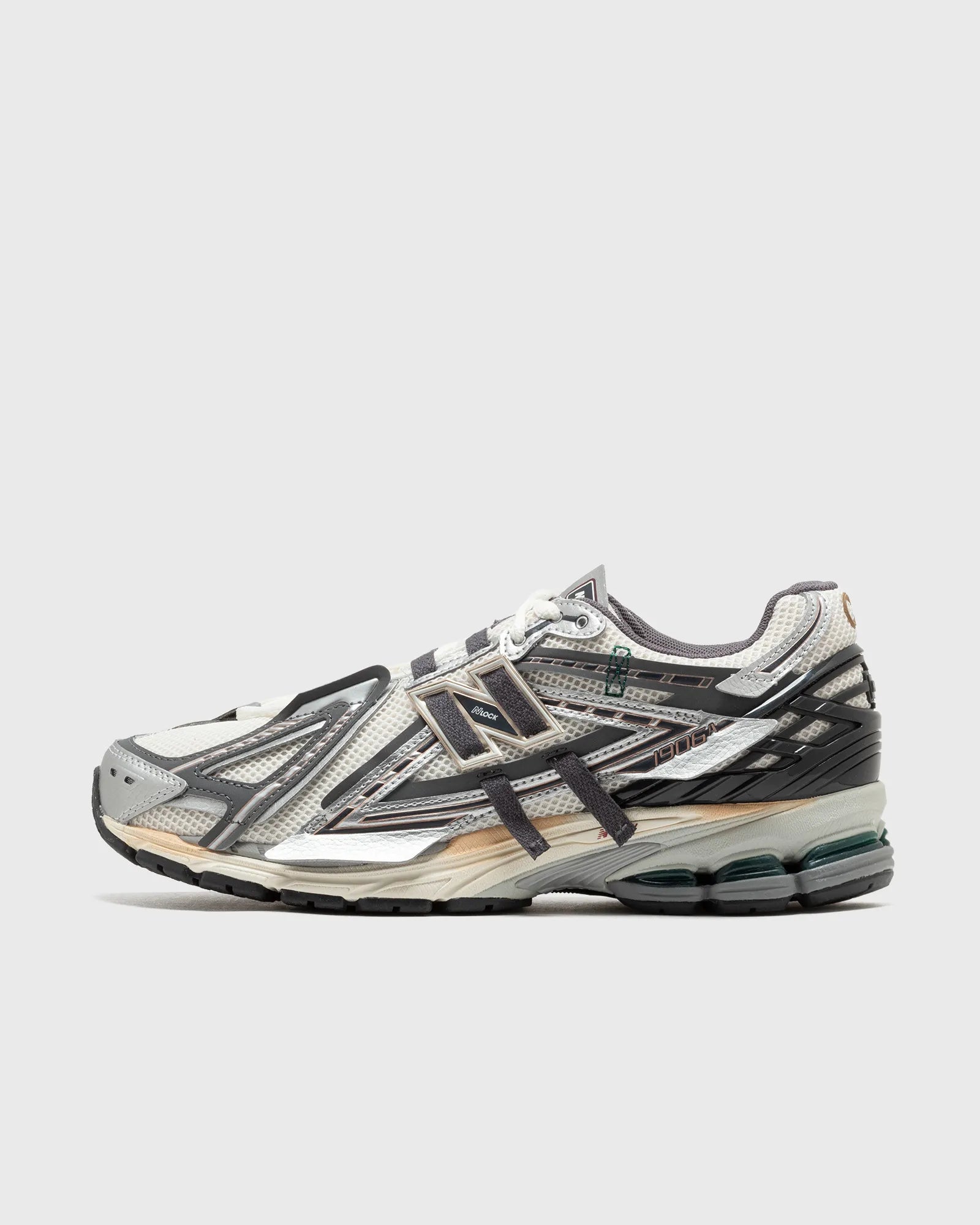 New Balance 1906 A - Silver Metallic / Sea Salt / Castlerock
