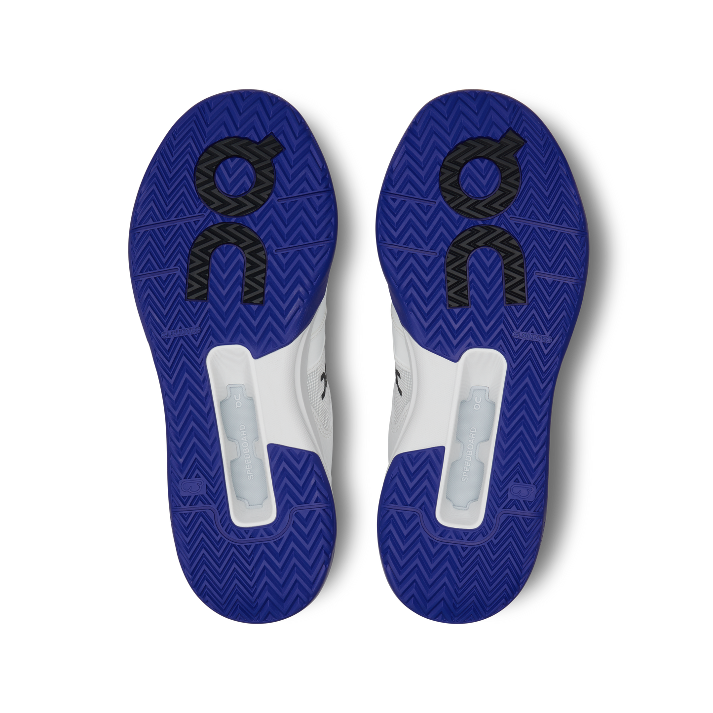 On THE ROGER Clubhouse Pro - Undyed | Indigo