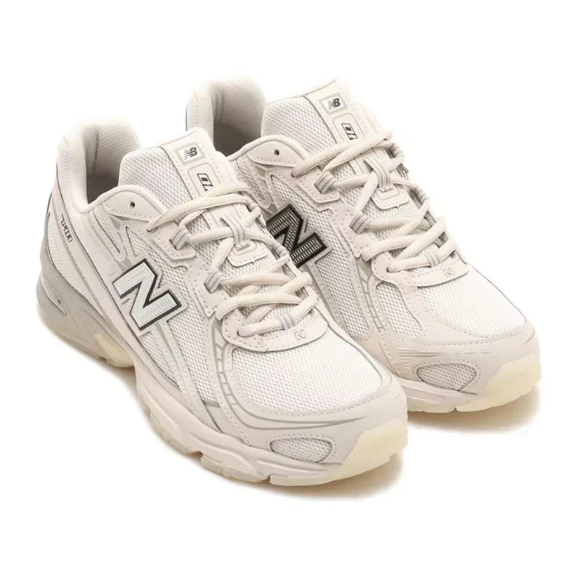 New Balance 740 - Sea Salt / White