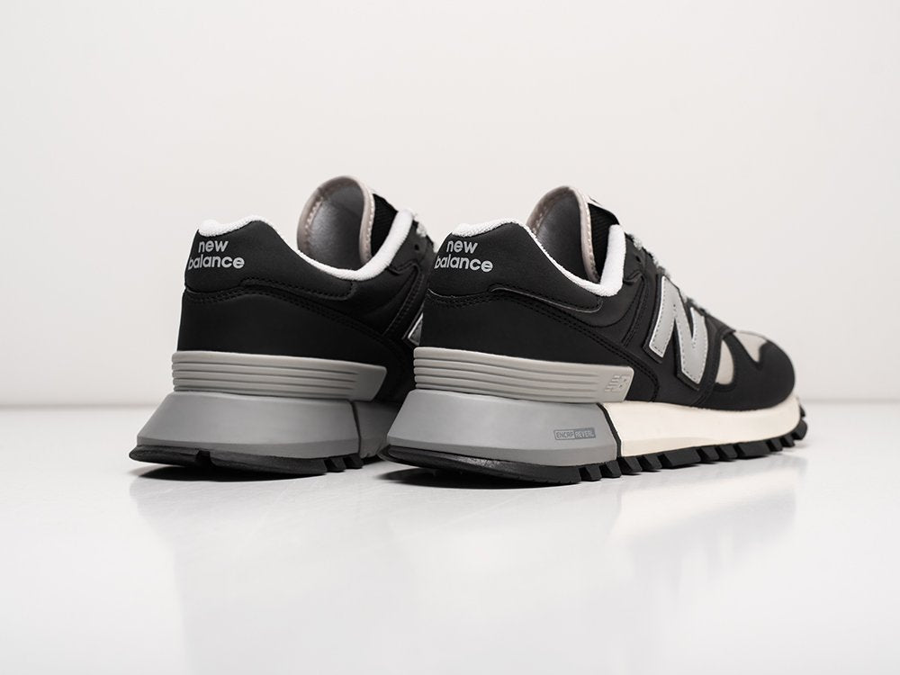 New Balance 1300 - Black with Grey