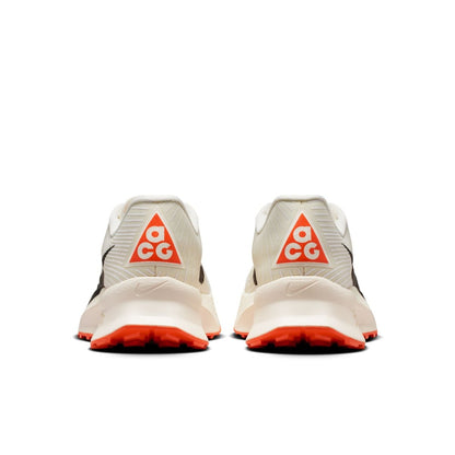 Nike ACG Ultrafly Trail - Sail/Black/White/Safety Orange