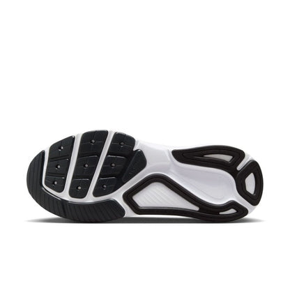 Nike Structure 26 - Black/Wolf Grey/Metallic Silver/White