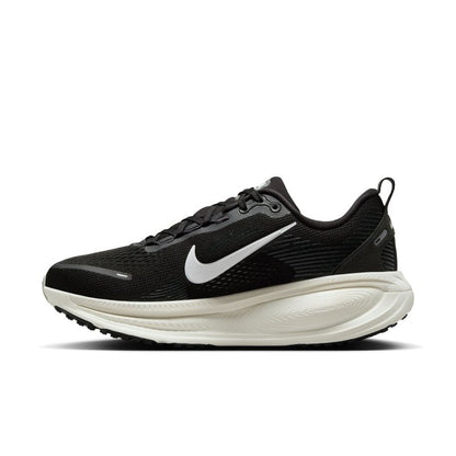Nike Vomero 18 - Black/Coconut Milk/Light Iron Ore/Summit White