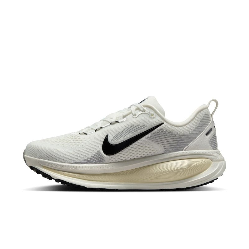 Nike Vomero 18 - Summit White/Black/Coconut Milk
