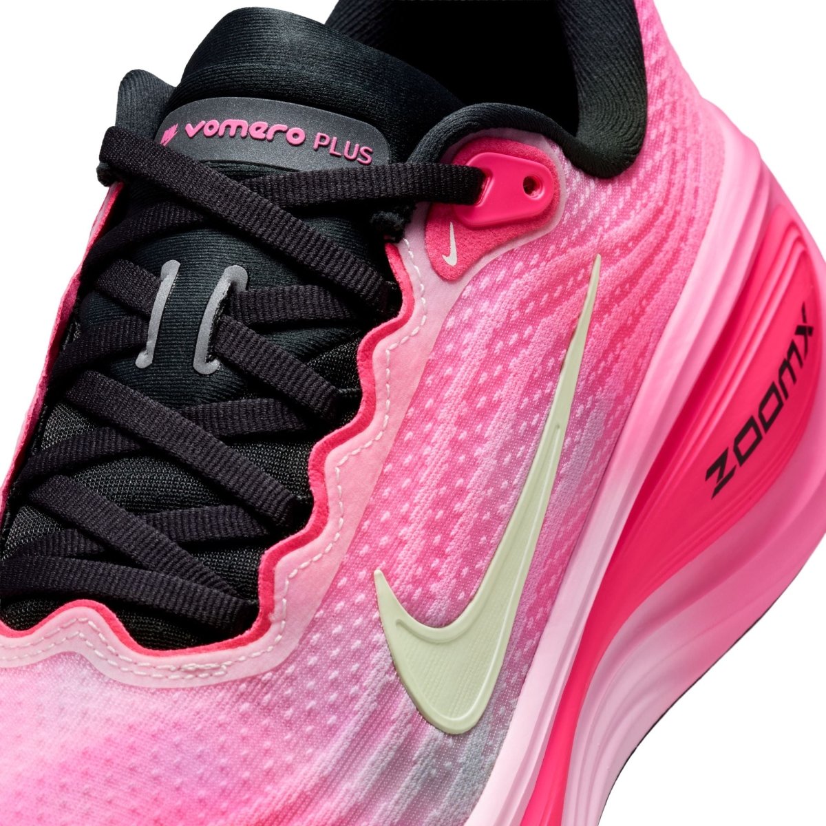 Nike Vomero Plus - Pearl Pink/Summit White/Pink Glow