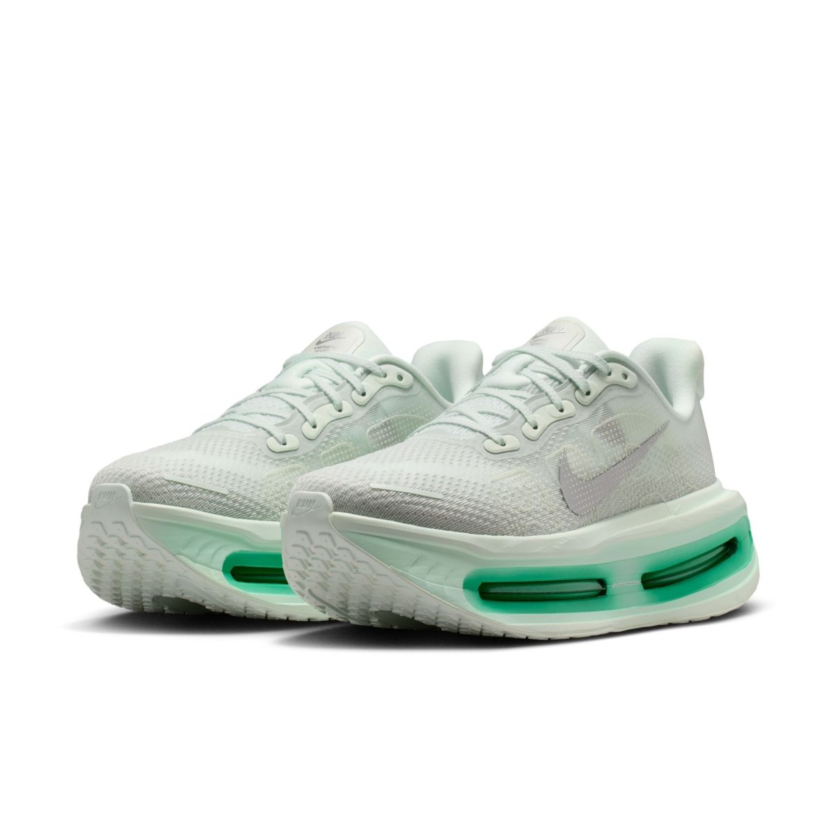 Nike Vomero Premium - Barely Green/Metallic Silver