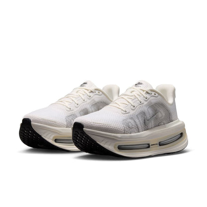 Nike Vomero Premium - Summit White/Metallic Silver/Sail