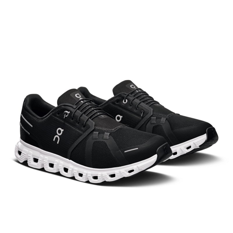 On Cloud 6 Lifestyle - Black/White (Wide Width)