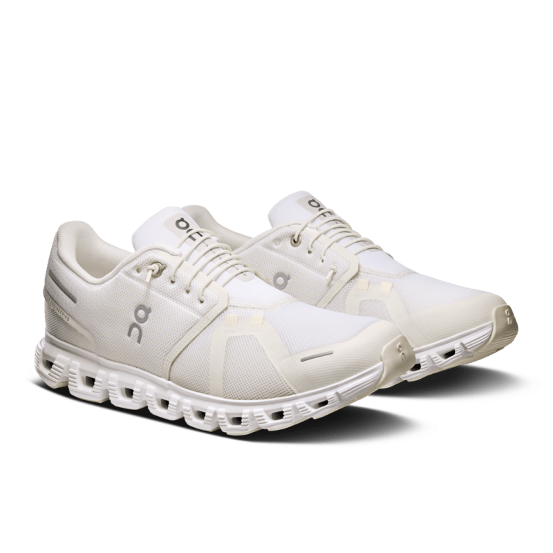 On Cloud 6 Lifestyle - White/White (Wide Width)
