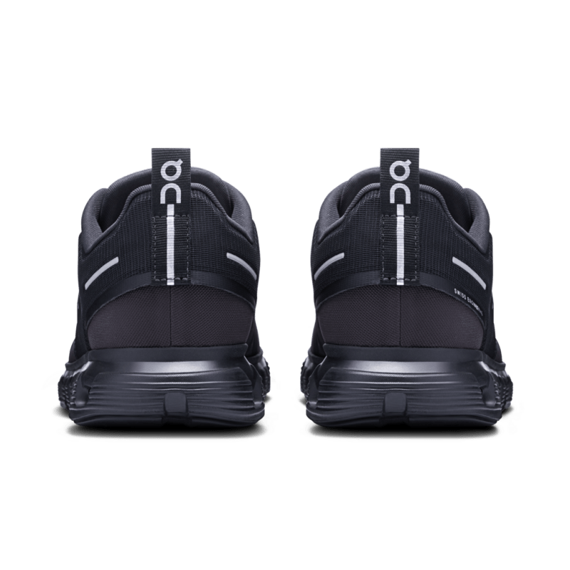 On Cloud 6 Waterproof Lifestyle - Black/Black