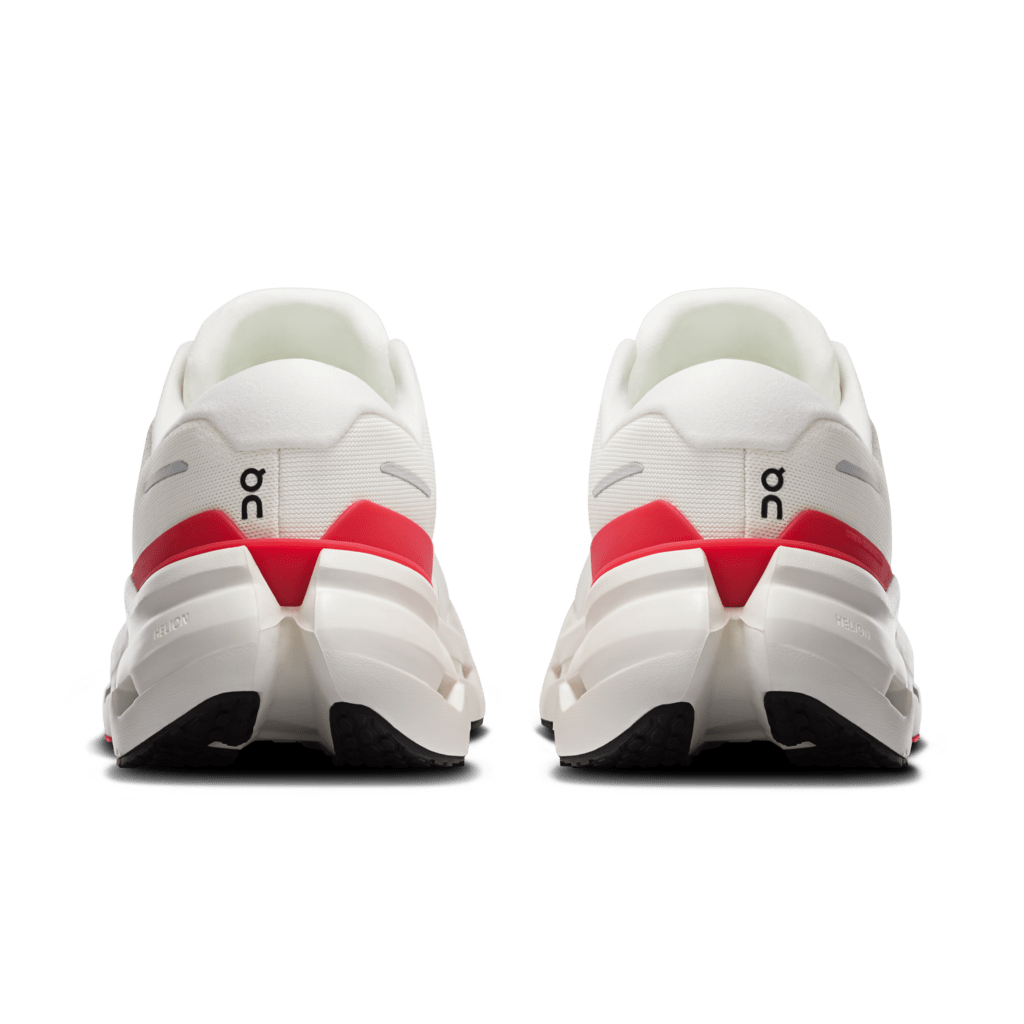 On Cloudrunner 3 - Ivory/Robin