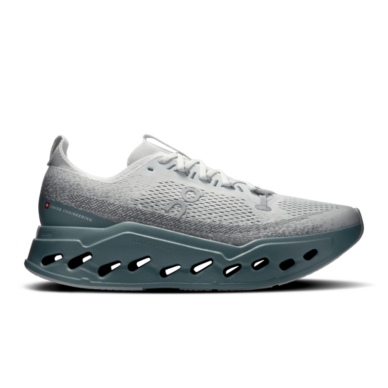 On Cloudsurfer Max - Iceberg/Olive