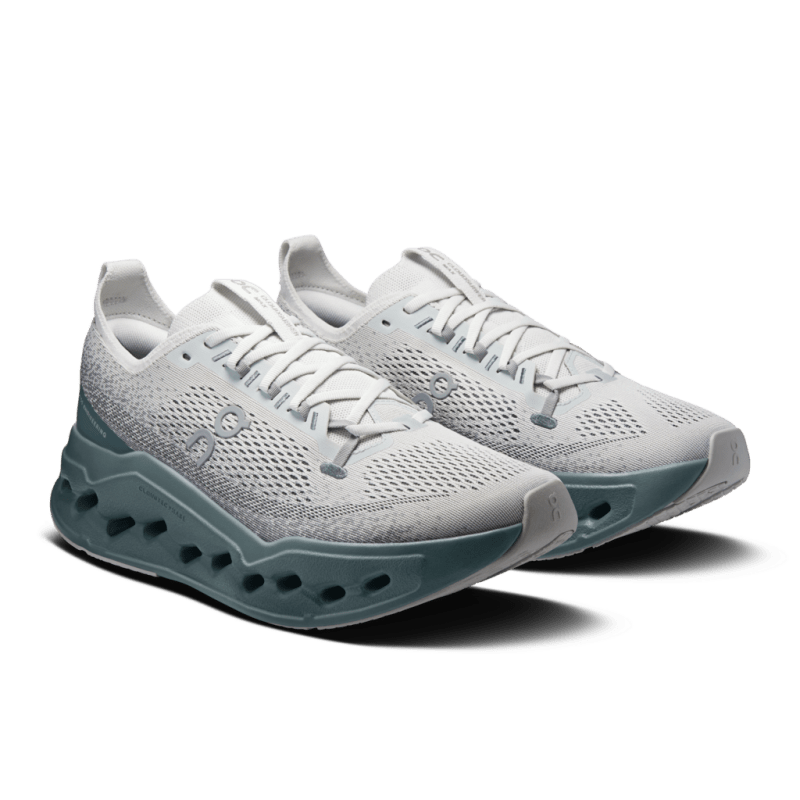 On Cloudsurfer Max - Iceberg/Olive