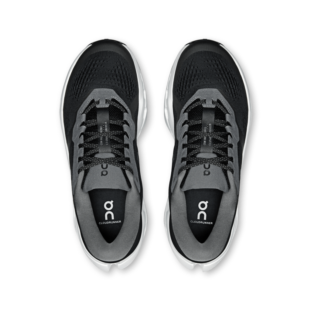 On Cloudrunner 3 - Black/Ivory