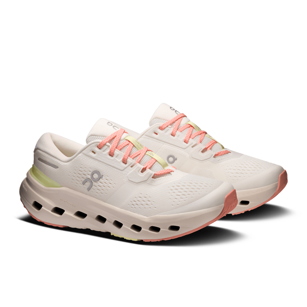 On Cloudrunner 3 - Ivory/Dew