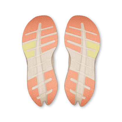 On Cloudrunner 3 - Ivory/Dew