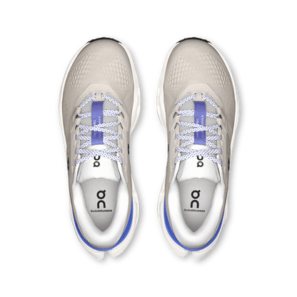 On Cloudrunner 3 - Pearl/Sailor