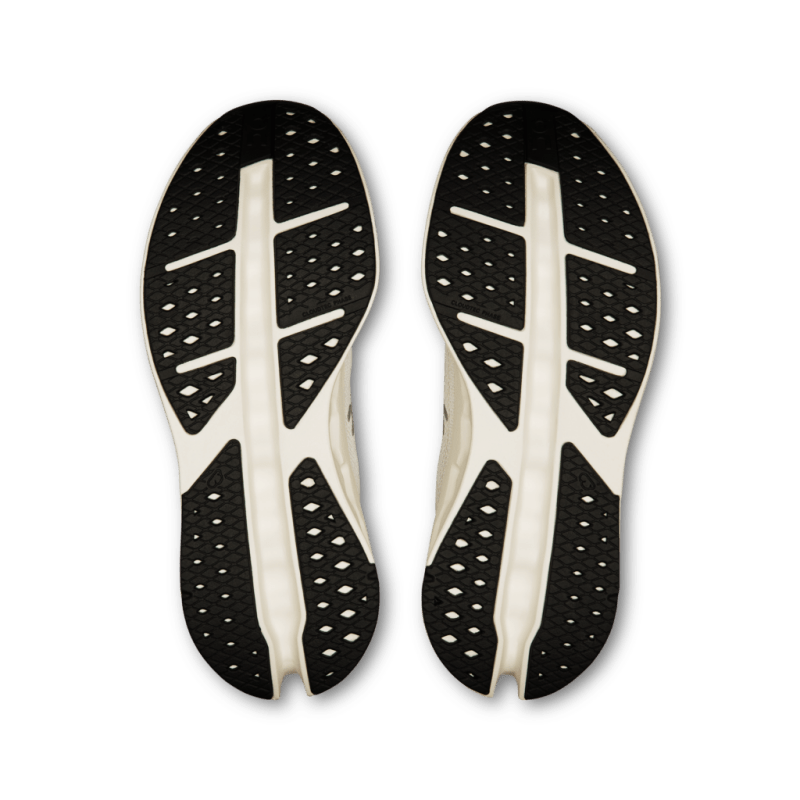 On Cloudsurfer Max - White/White (Wide Width)