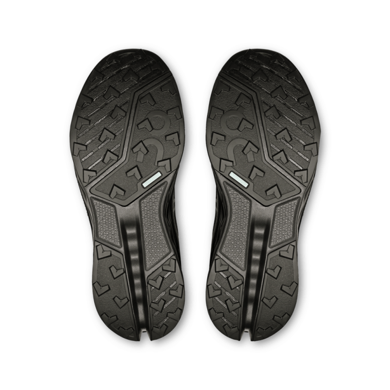 On Cloudsurfer Trail 2 - Black/Black