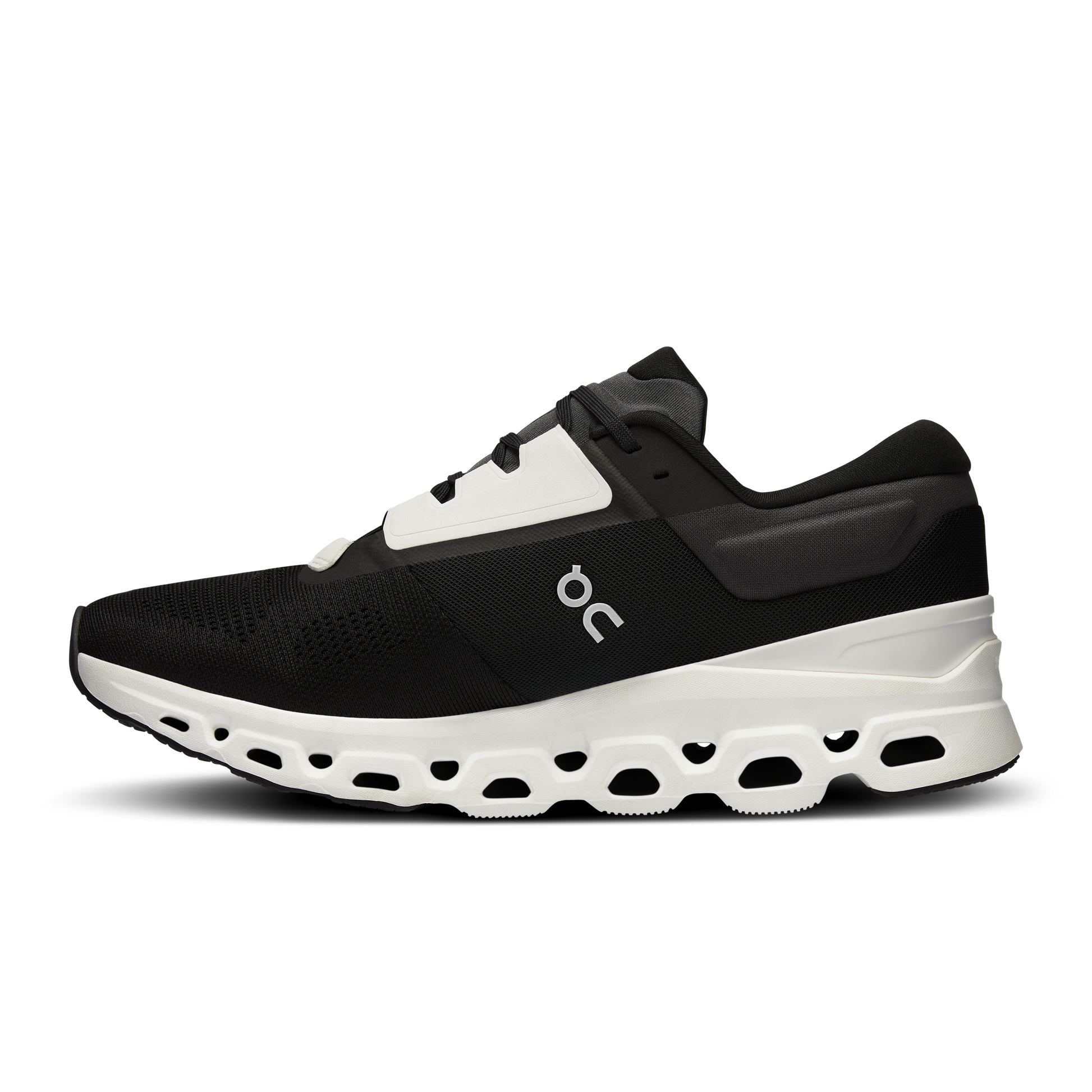 On Cloudstratus 3 - Black | Frost