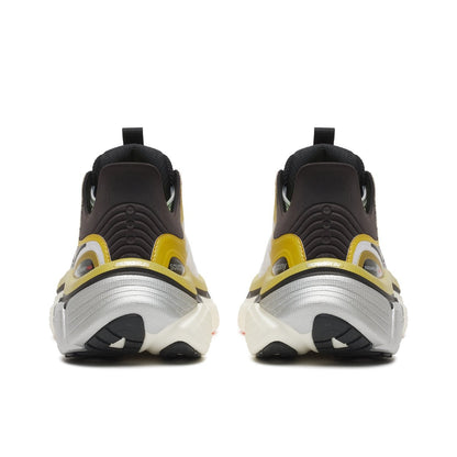 Saucony Paramount Max - Gold/Black