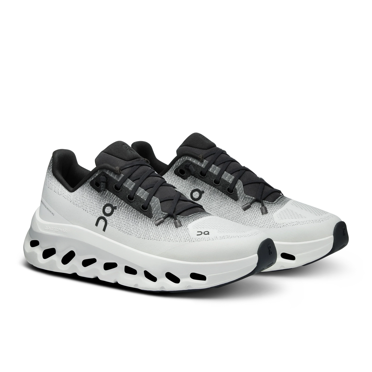 On Cloudtilt - Black | Ivory